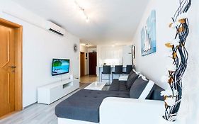 Apartment Elena